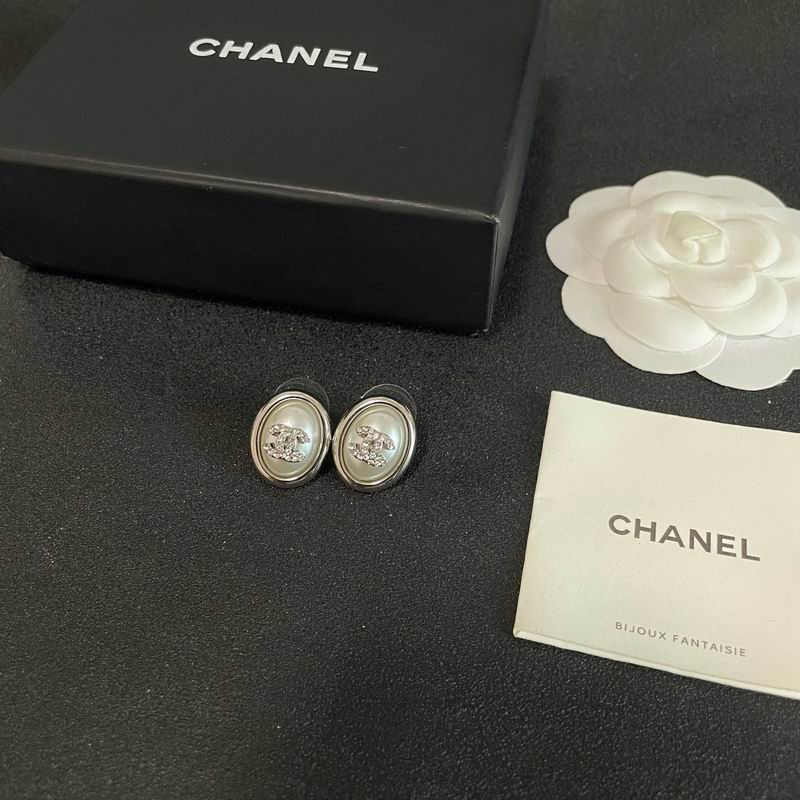 Chanel Earring 04yxs328